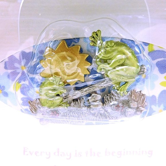 New Frogs on SeeSaw Brooch Pin Darling Dash Beginning Journey Inspiration Card - Picture 2 of 4
